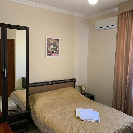 Guest House Aphyn Leto Gagra Exterior foto