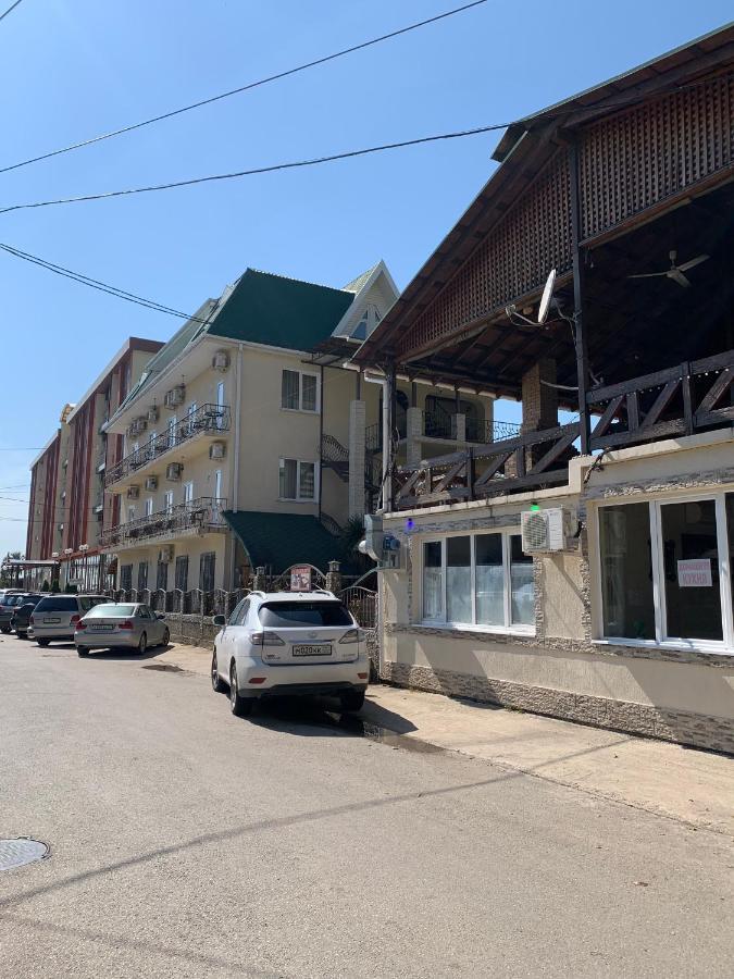 Guest House Aphyn Leto Gagra Exterior foto